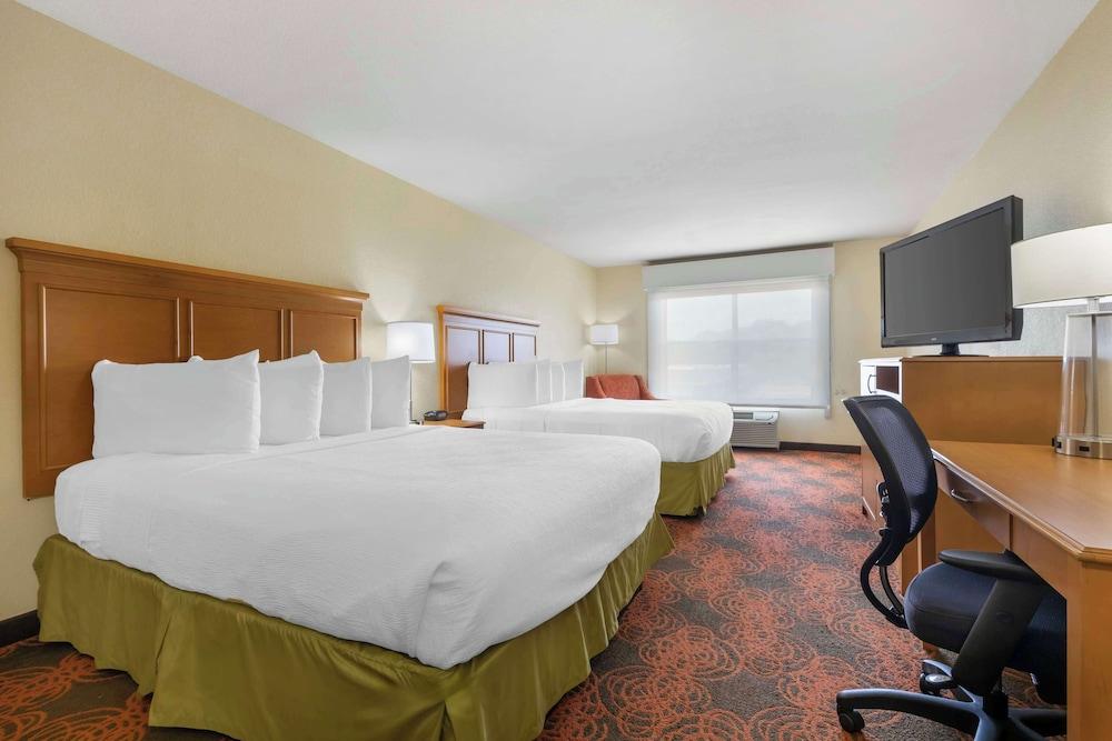 Best Western Plus Waco North