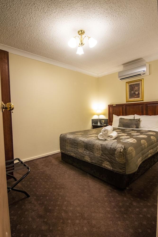 Albury Georgian Motel & Suites