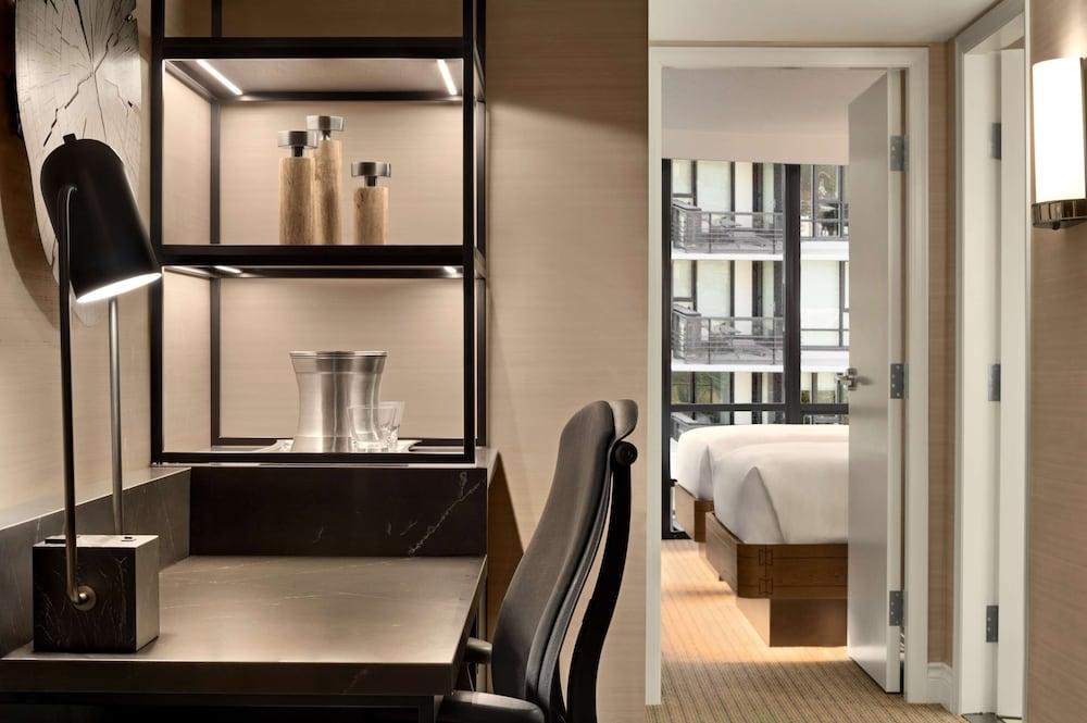 Hilton Vancouver Airport