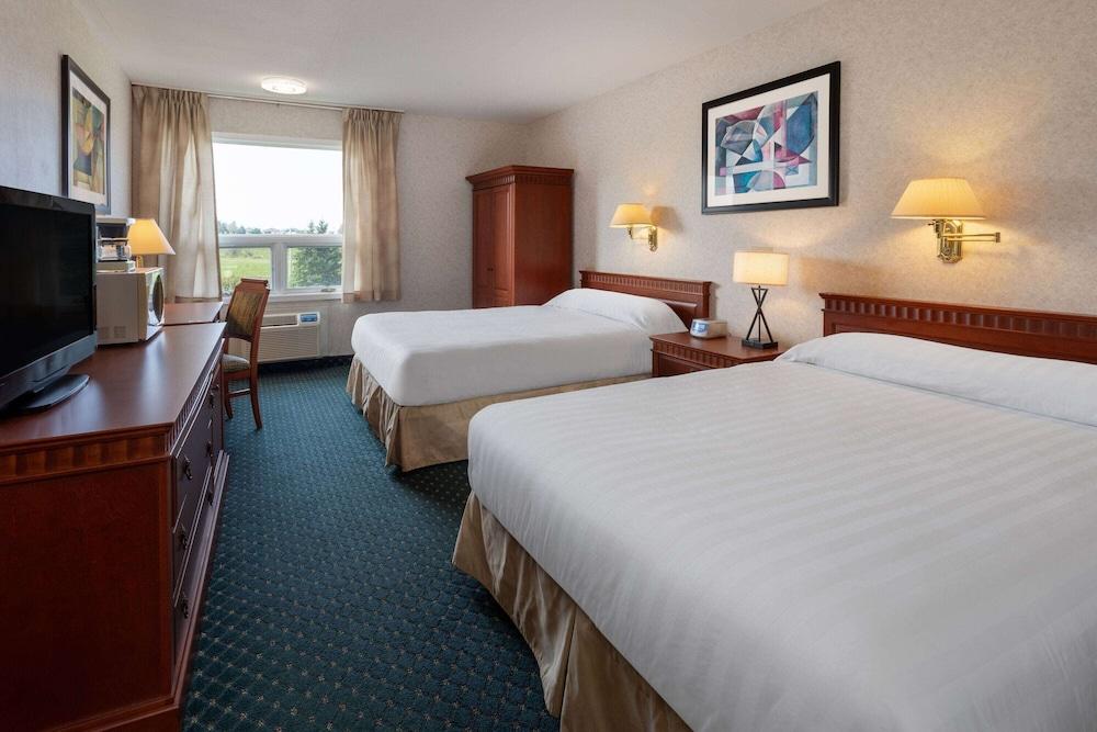 Travelodge by Wyndham Amherst