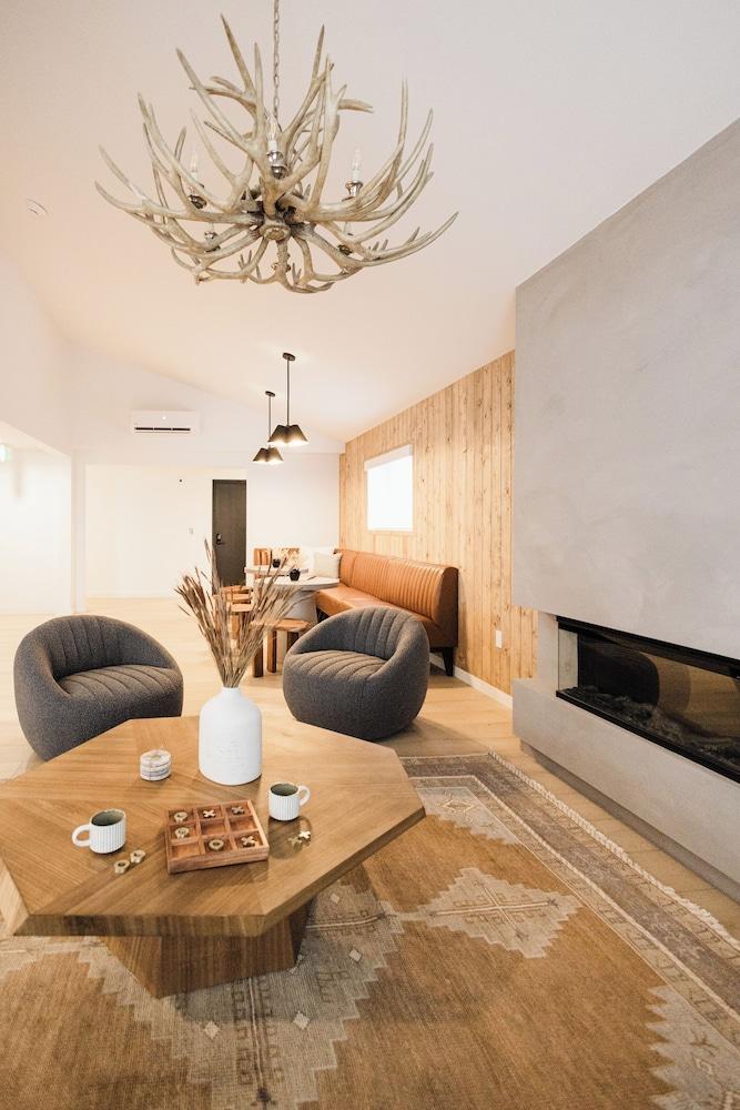 Wonderstone at Glacier