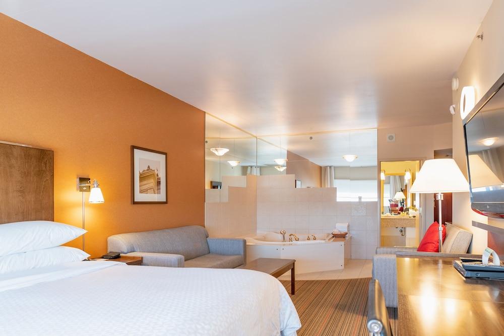 Lakeview Signature, Trademark Collection by Wyndham