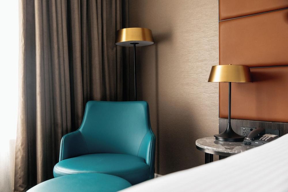 Mercure Sydney Parramatta