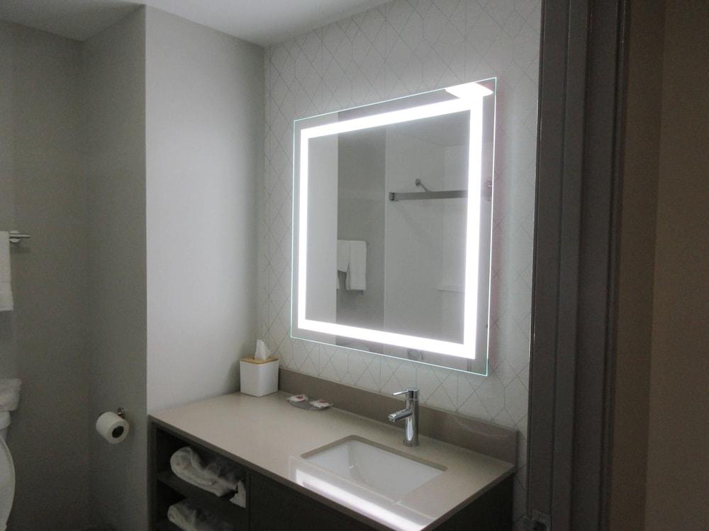 Comfort Inn & Suites Springfield