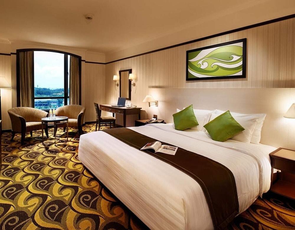 Mardhiyyah Hotel and Suites