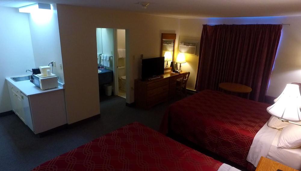 Econo Lodge & Suites Saint John