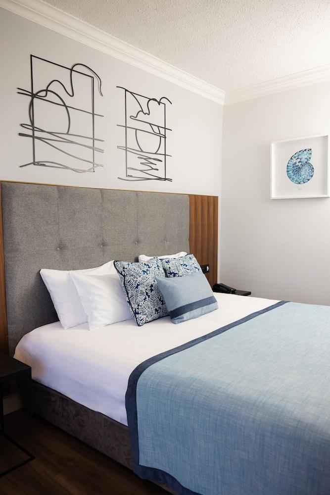 Caesar Premier Tiberias