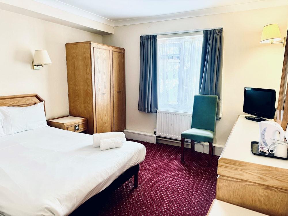 Carrington House Hotel