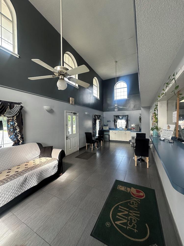 Key West Inn - Clanton