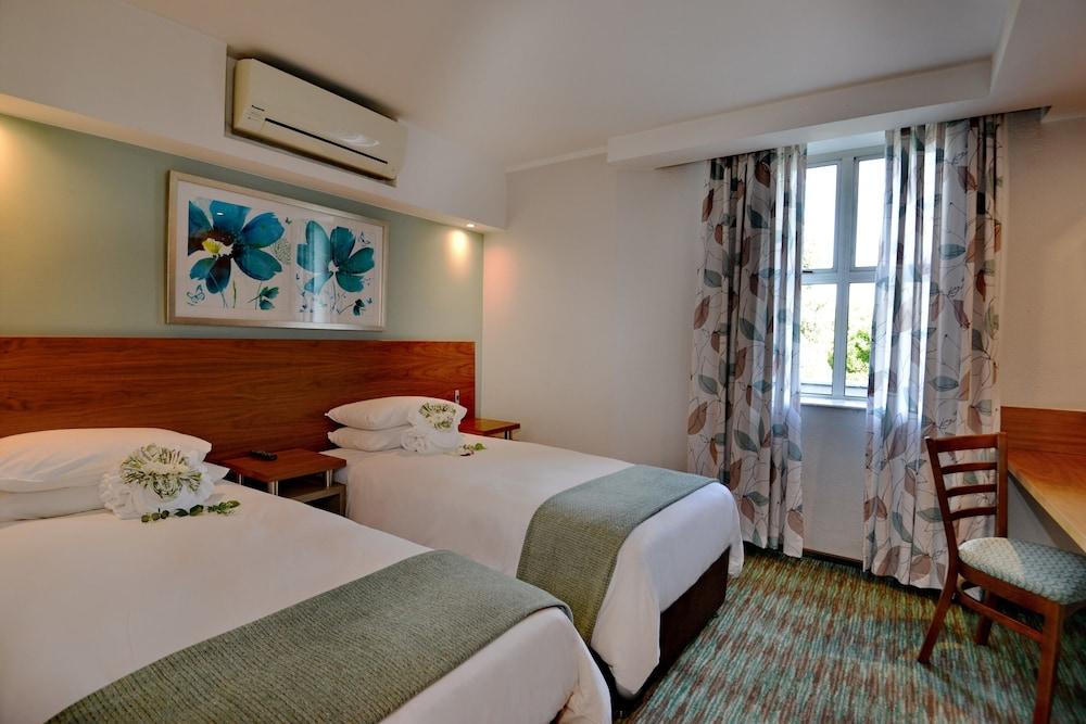 Town Lodge Waterfall, Midrand