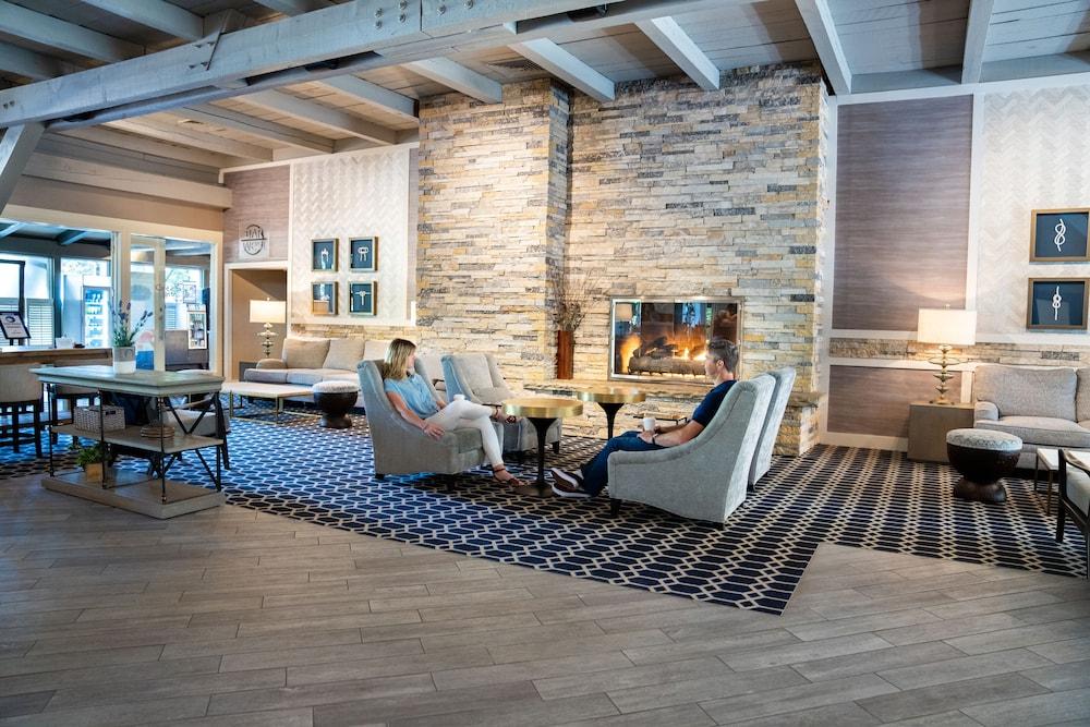 Abbey Resort and Avani Spa