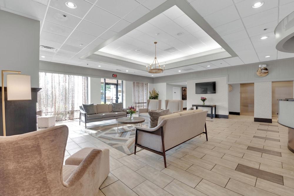 Best Western Plus The Charles Hotel