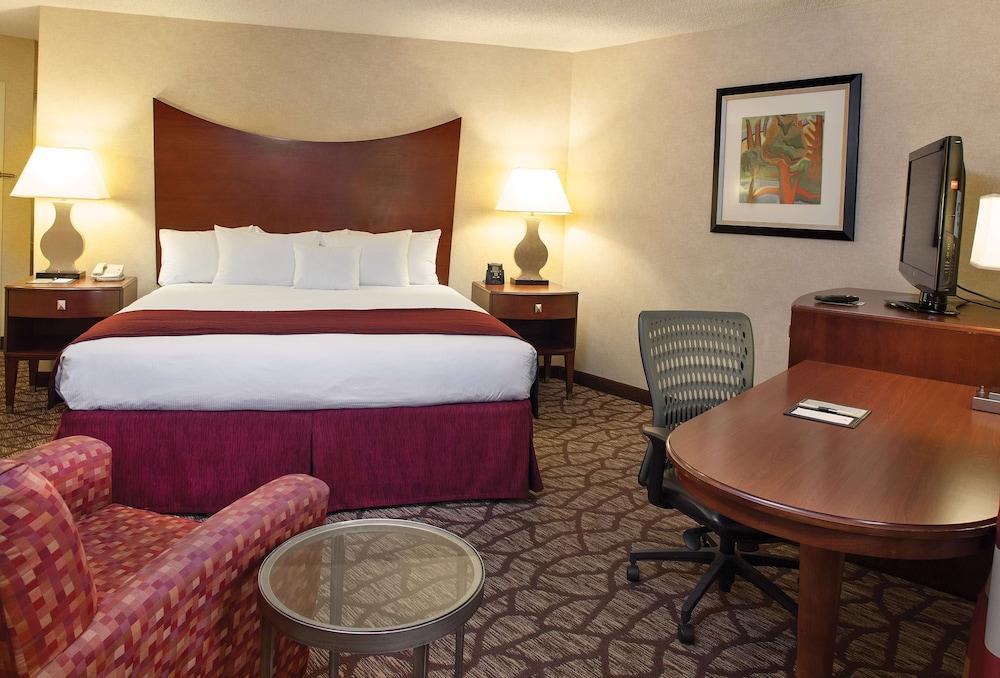 DoubleTree by Hilton Hotel Oak Ridge - Knoxville
