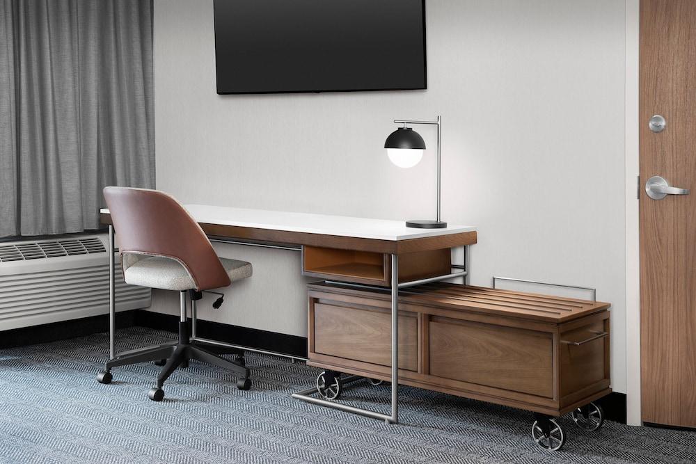 Courtyard by Marriott Portland Tigard