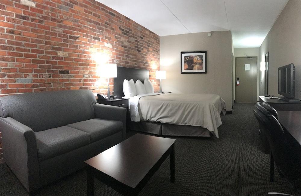 Super 8 by Wyndham Timmins ON