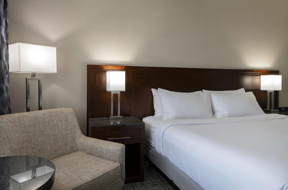 Doubletree by Hilton Hotel Kamloops