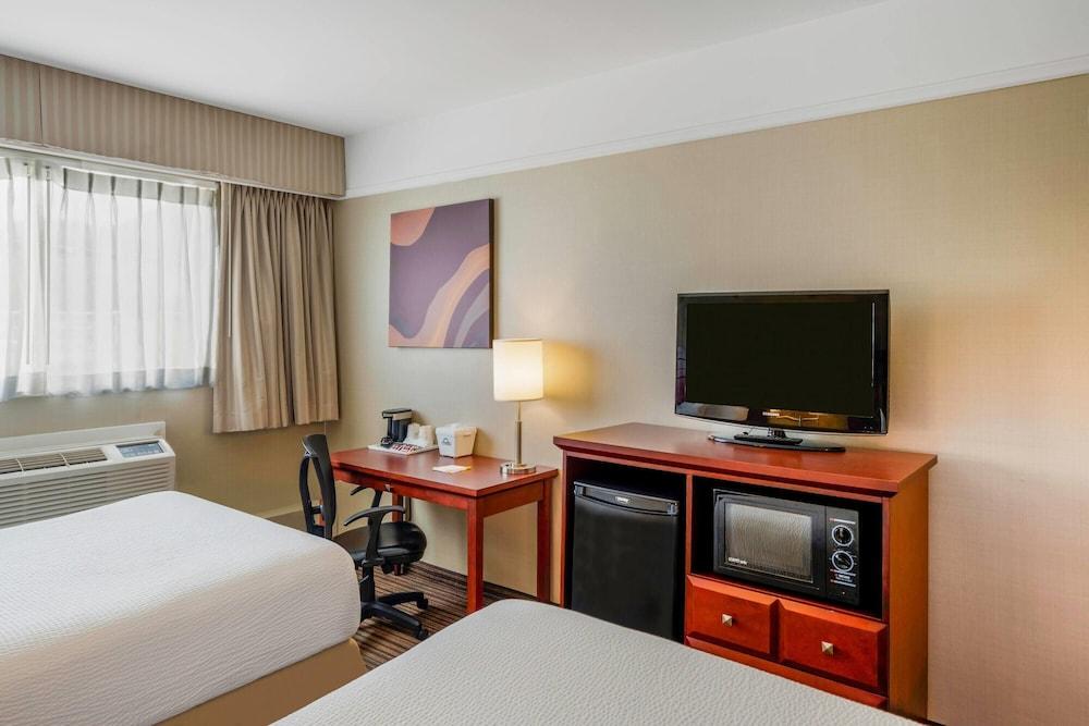 Days Inn by Wyndham Terrace