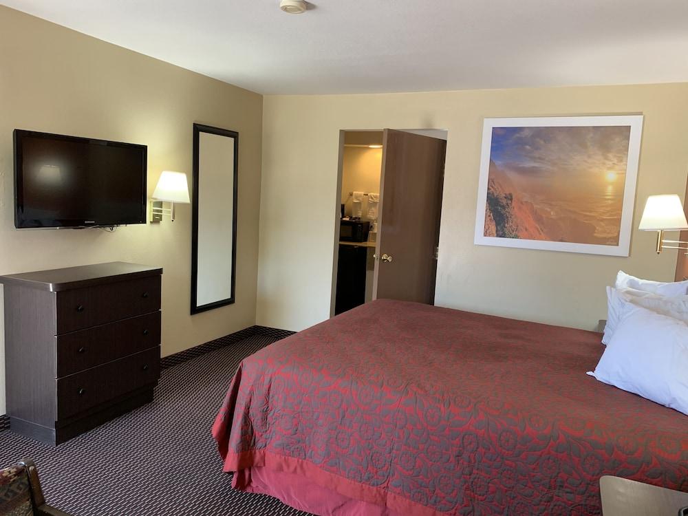 Days Inn by Wyndham Tucson Airport