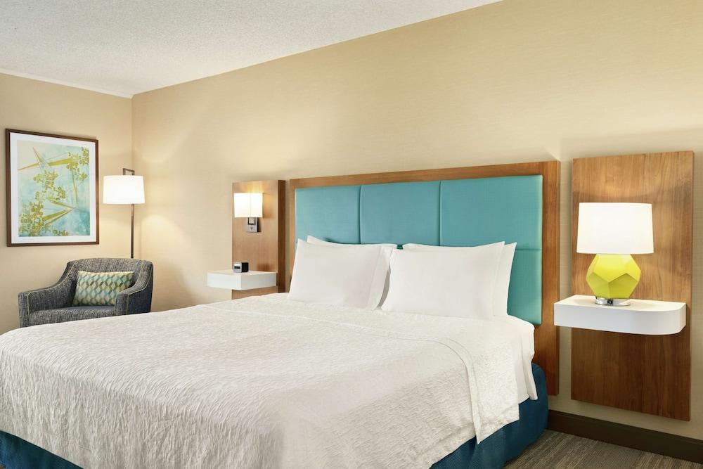 Hampton Inn Portland-Airport