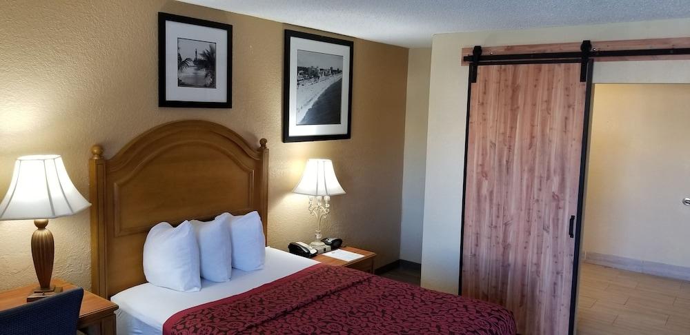 Days Inn by Wyndham Orlando Downtown