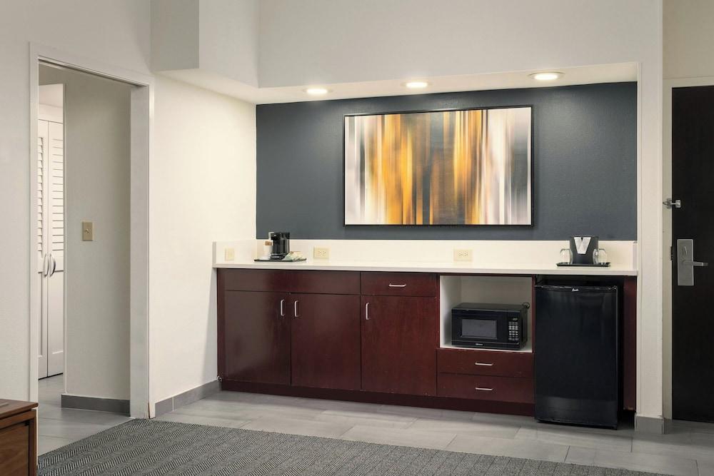 Courtyard by Marriott Gainesville FL