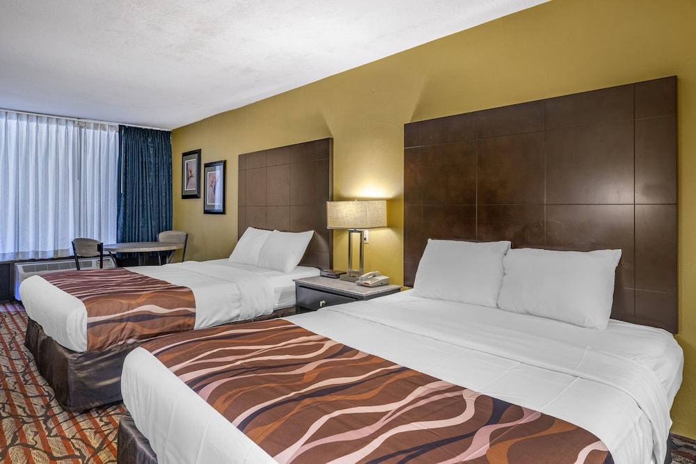 Rodeway Inn Central Clearwater Beach