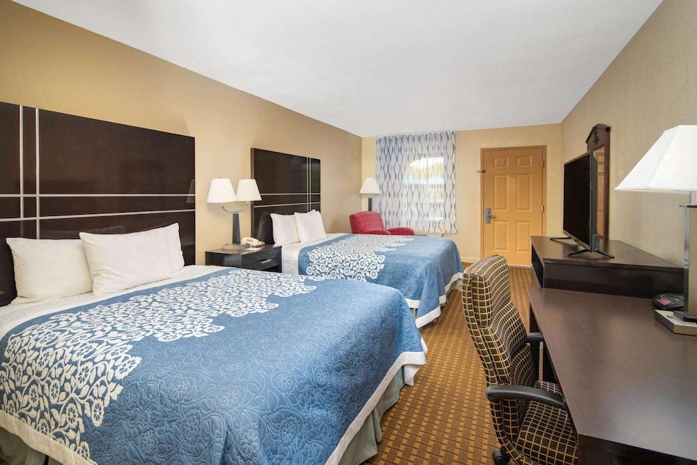 Days Inn by Wyndham Thomaston