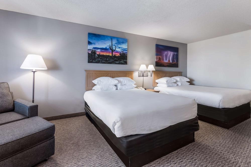Red Lion Inn & Suites Goodyear Phoenix