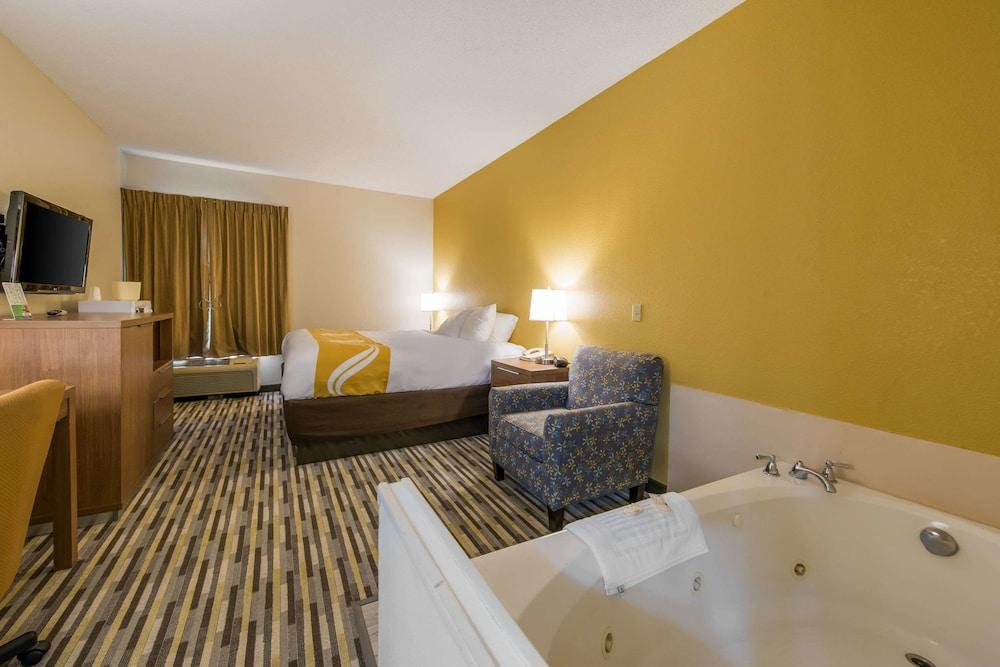 Quality Inn Michigan City South