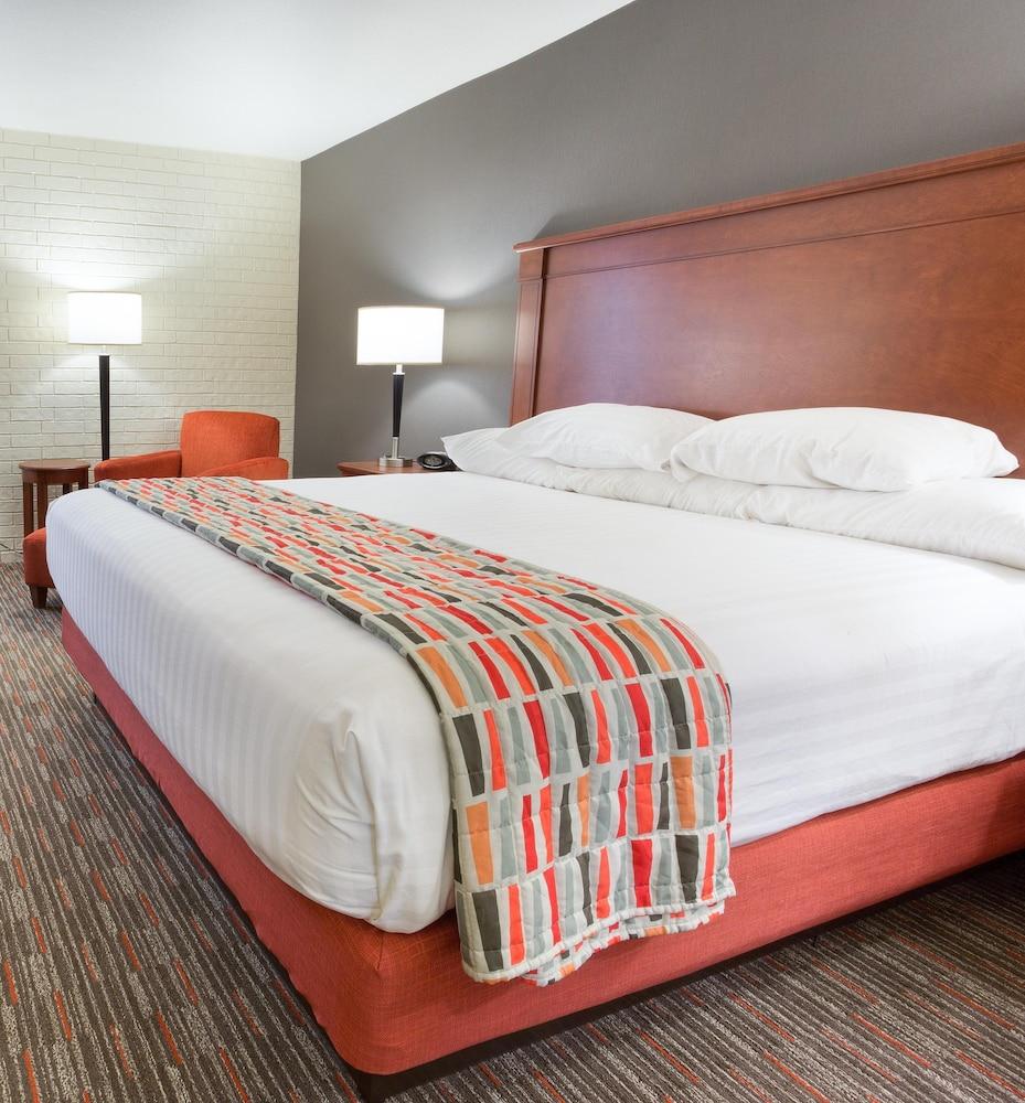 Drury Inn & Suites Joplin