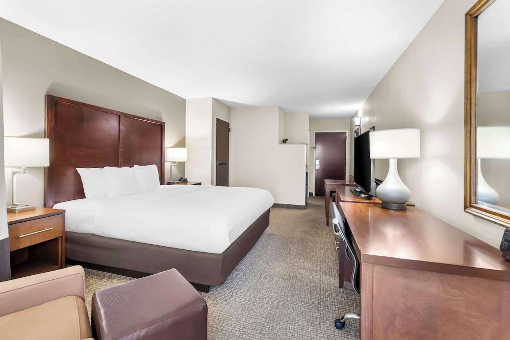 Comfort Suites Sumter near Shaw AFB