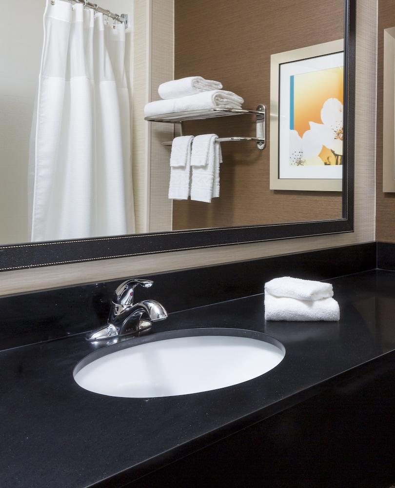 Fairfield Inn & Suites Midland