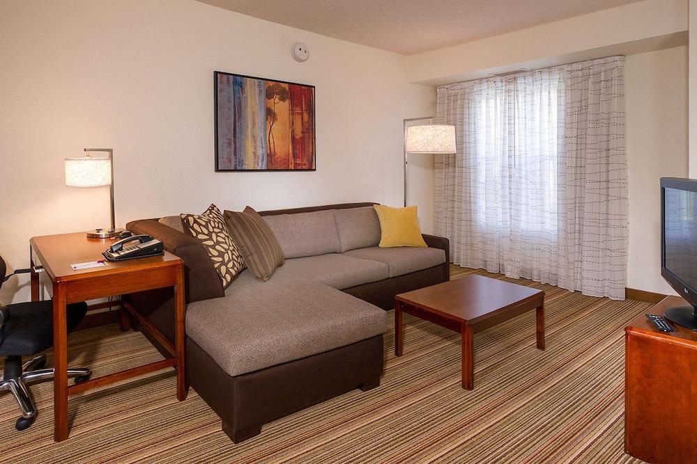 Sonesta ES Suites Charlottesville University