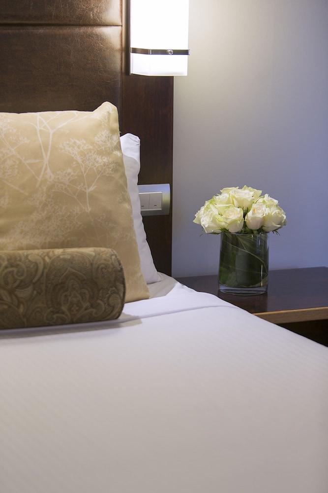 Amora Hotel Riverwalk Melbourne