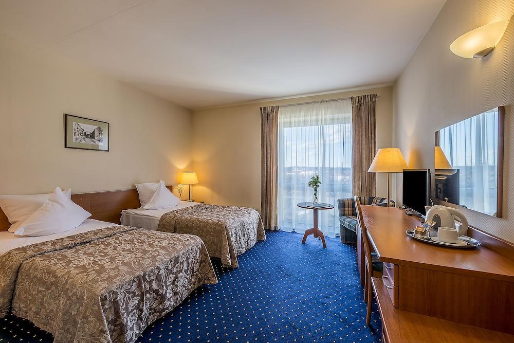 Grata by Centrum Hotels