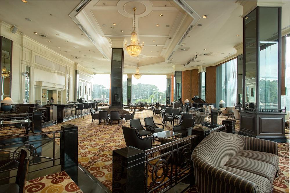 Centara Riverside Hotel Chiang Mai