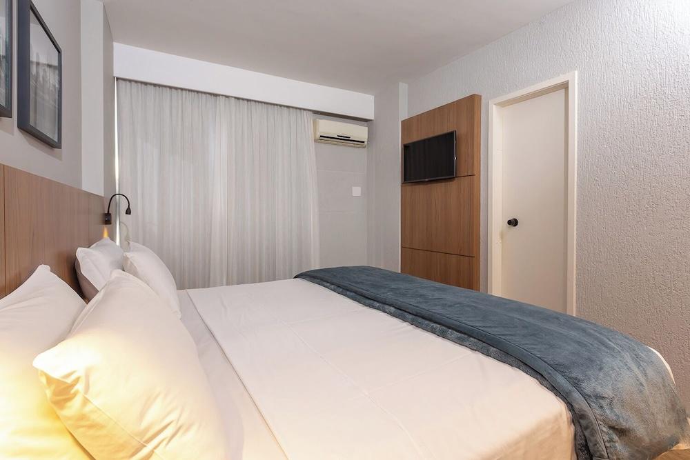 Roochelle Hotel by Nobile