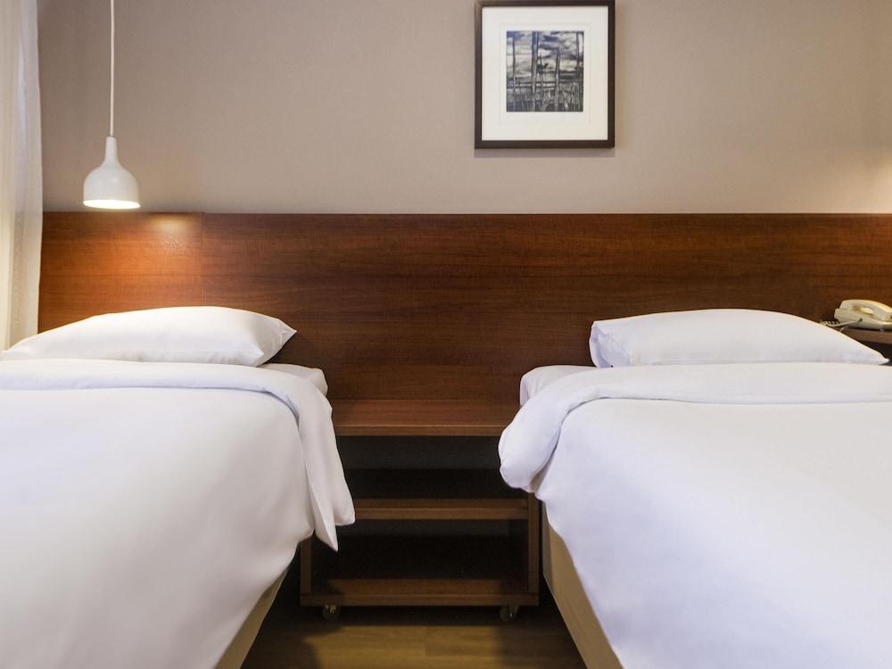 Mercure Curitiba Golden Hotel