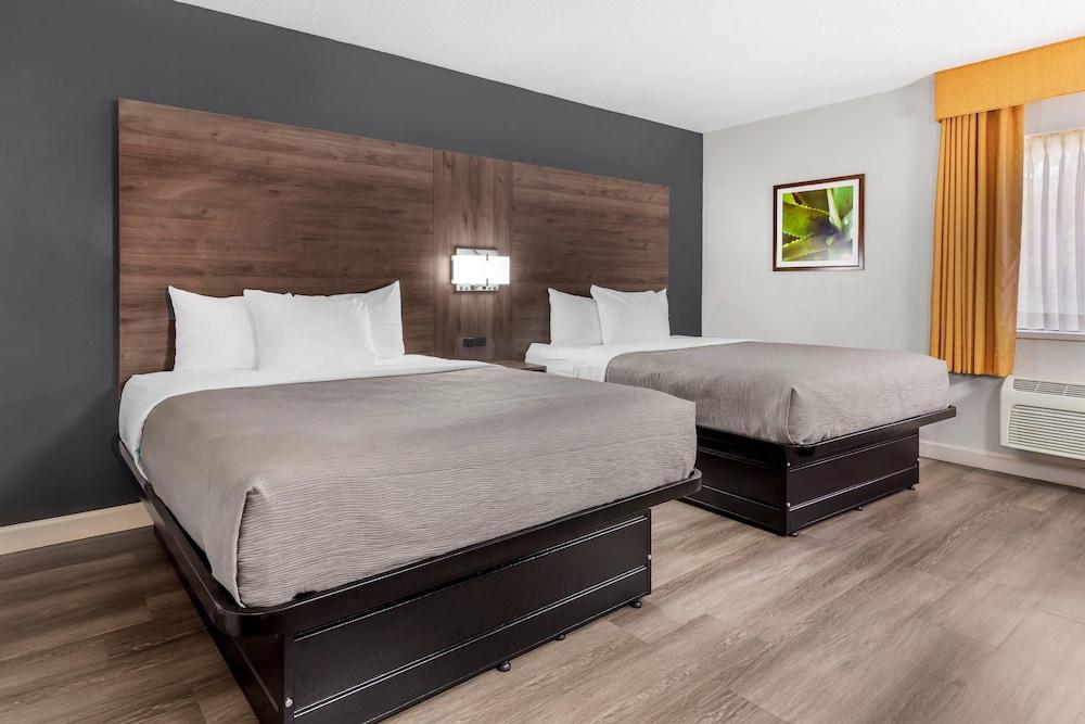 Quality Inn & Suites Raleigh Durham Airport