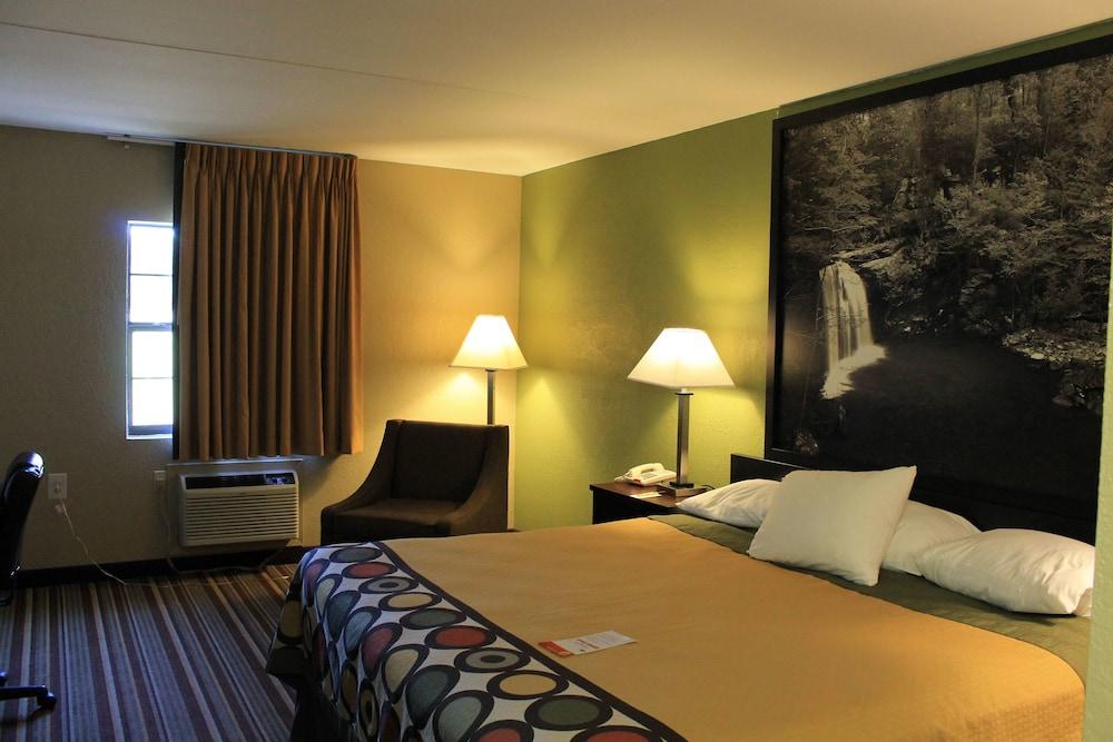 Super 8 by Wyndham Morrilton