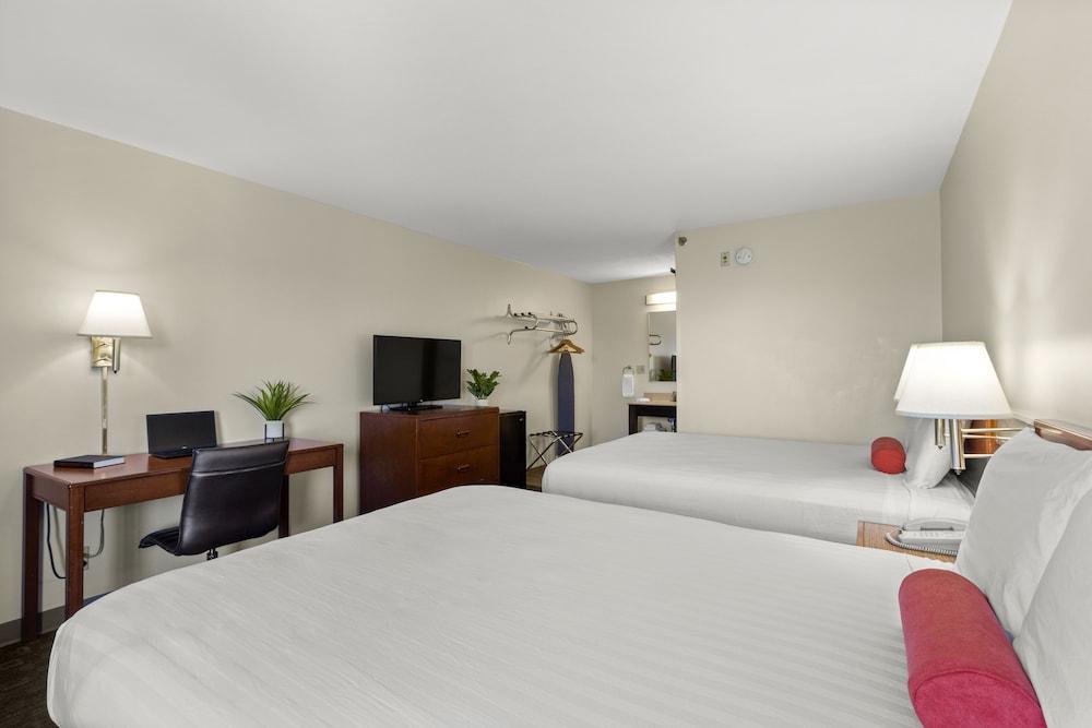 Good Nite Inn - Calabasas