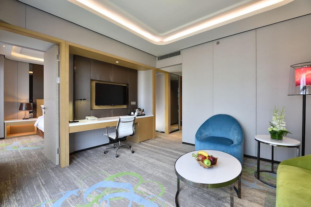 Hotel Equatorial Shanghai