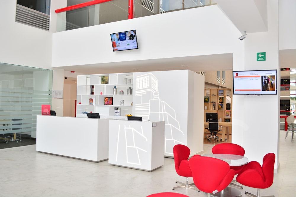 Fiesta Inn Tlalnepantla