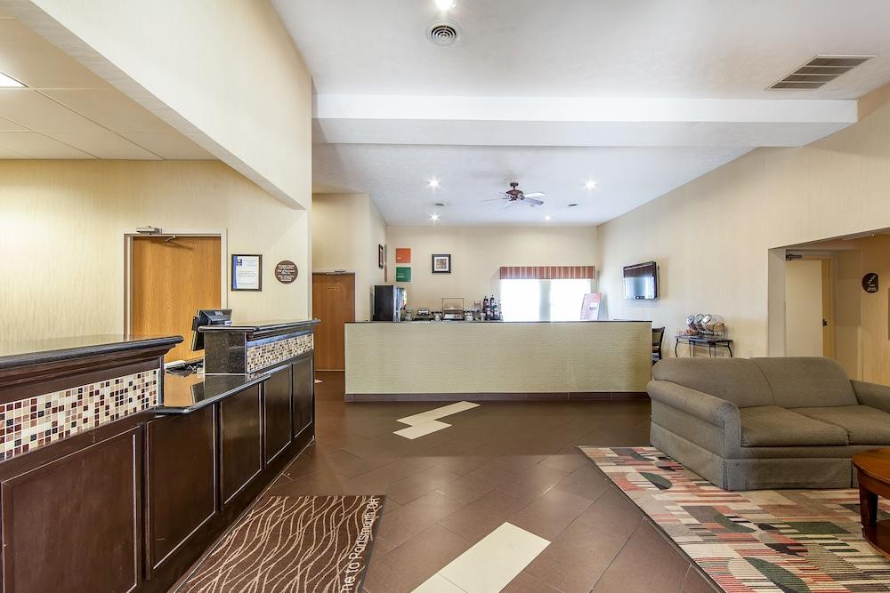 Quality Inn & Suites Portsmouth