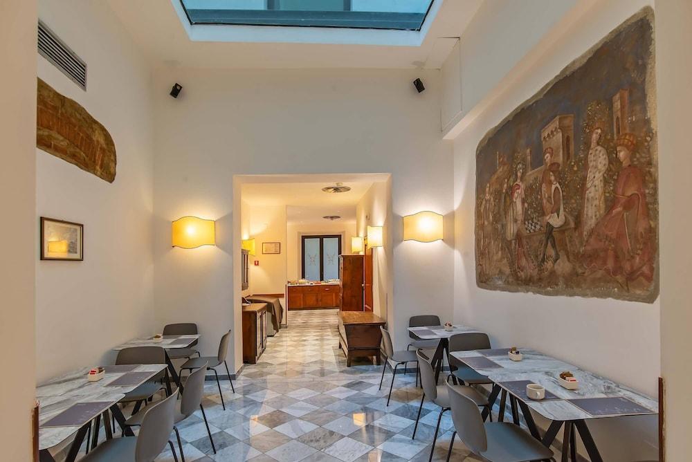 Hotel Machiavelli Palace