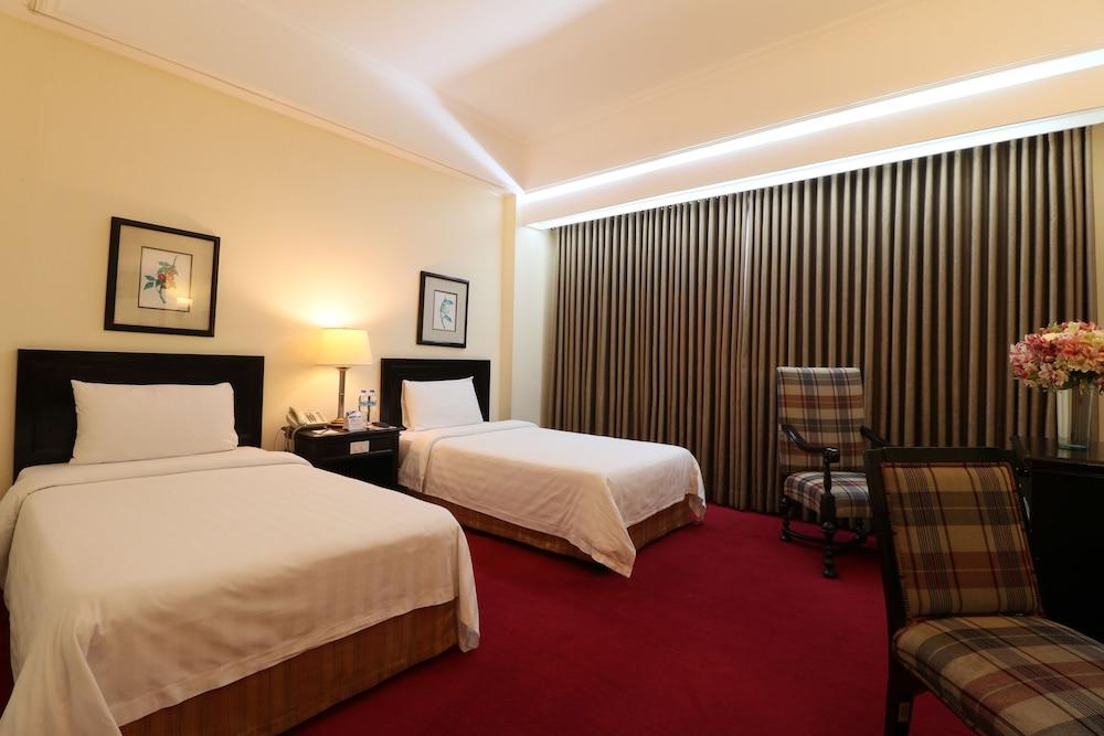 Bayview Park Hotel Manila