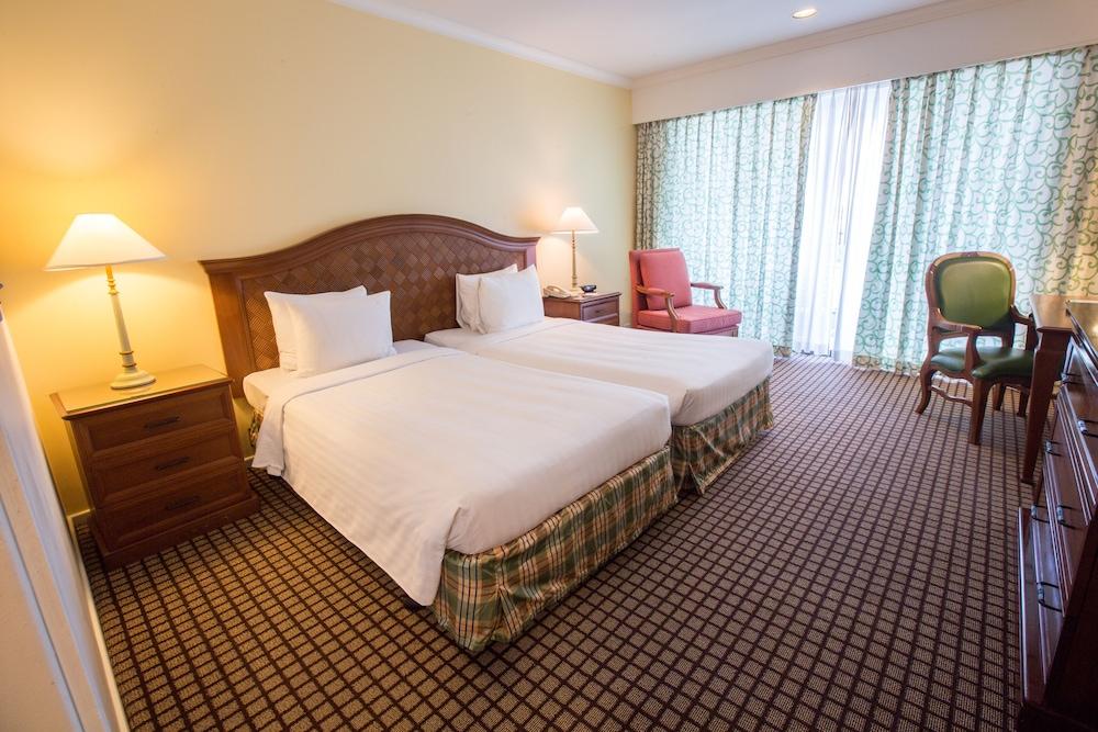 Pacific Star Resort and Spa