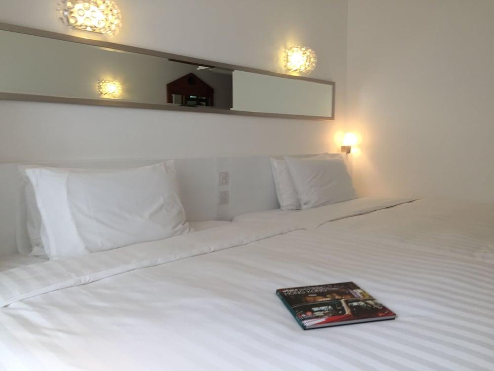 Charterhouse Causeway Bay