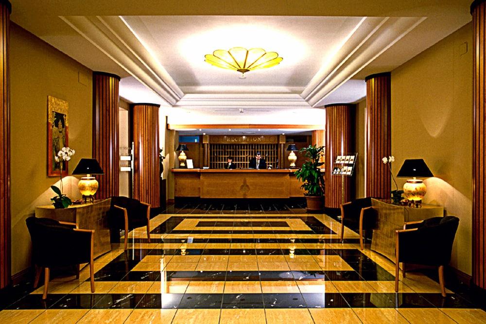 Ramada by Wyndham Naples