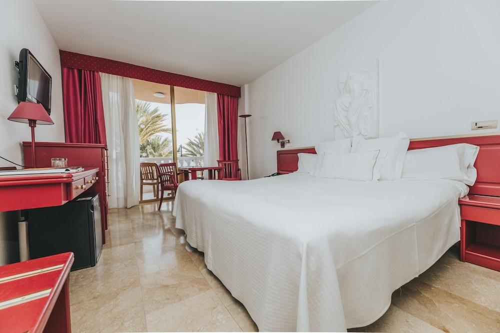 Cleopatra Palace Hotel